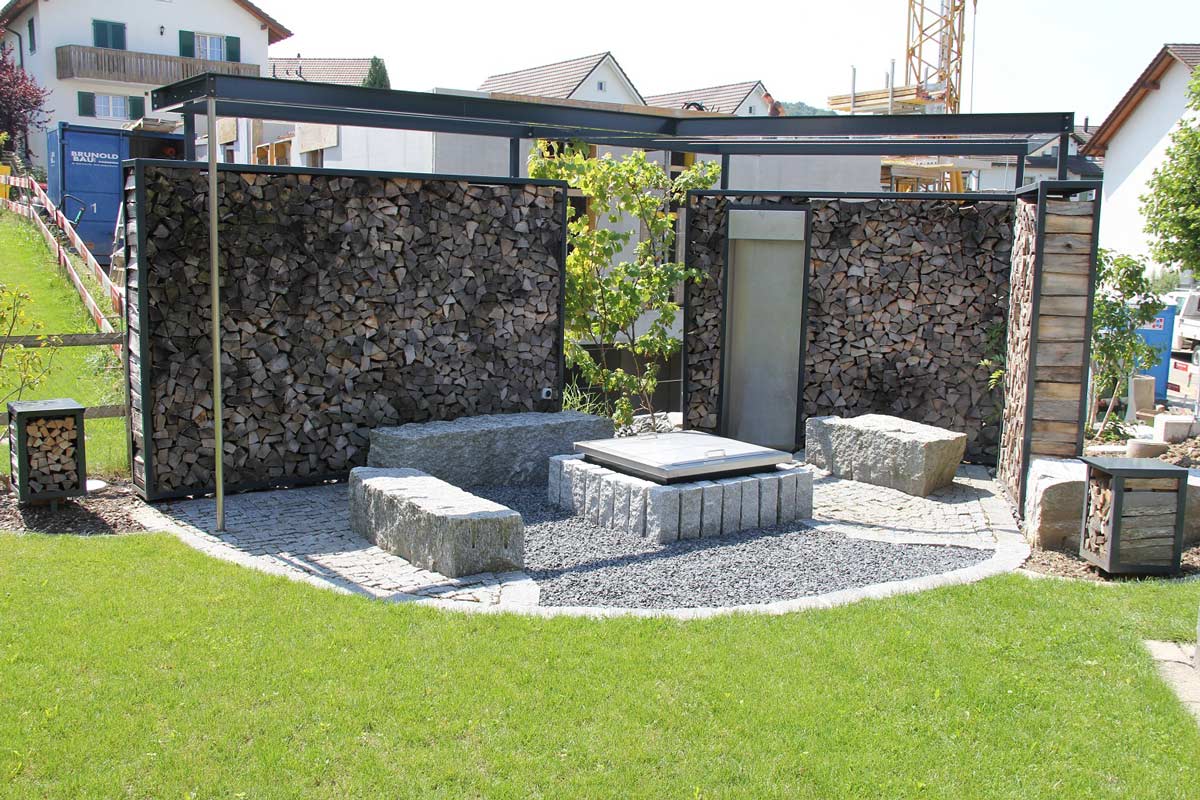 Grillplatz und Unterstand in Flawil